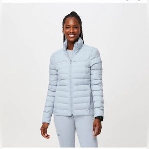 Figs on shift packable puffer jacket